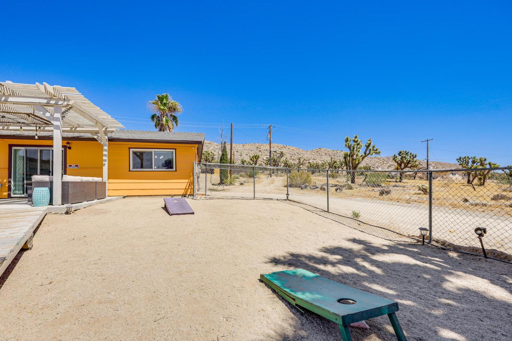 Yucca Valley Oasis With Hot Tub, Near Joshua Tree! Exterior photo