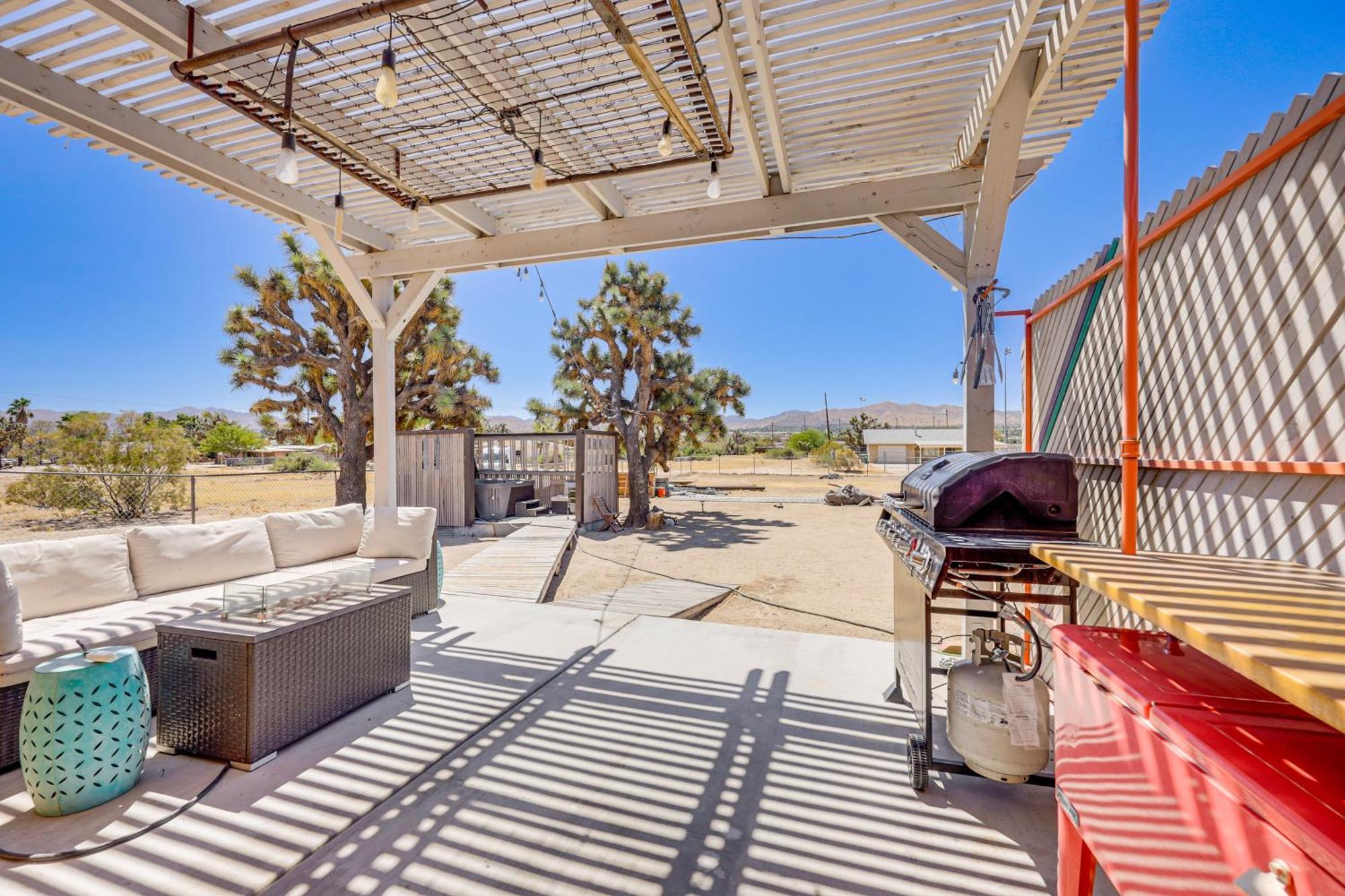 Yucca Valley Oasis With Hot Tub, Near Joshua Tree! Exterior photo