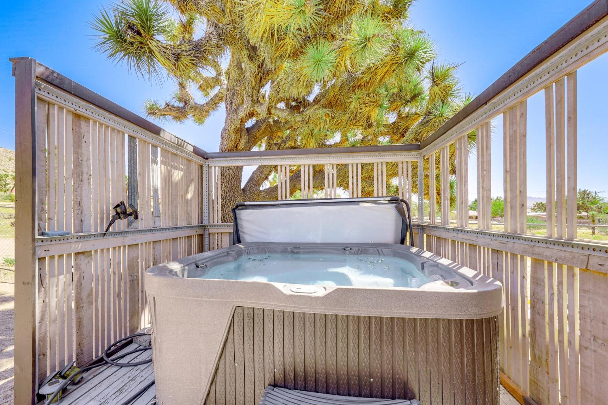 Yucca Valley Oasis With Hot Tub, Near Joshua Tree! Exterior photo